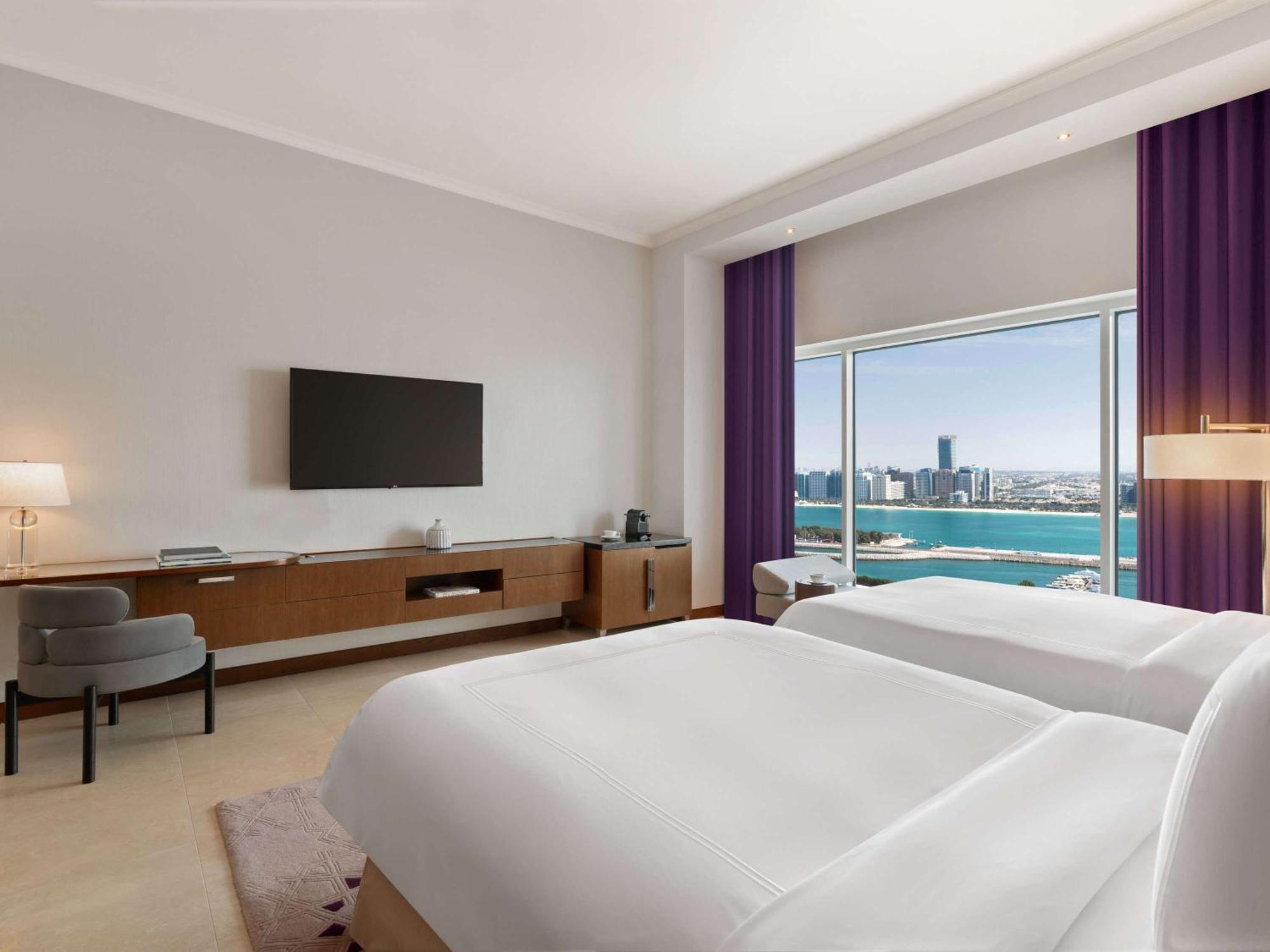 Rixos Marina 5* Abu Dhabi